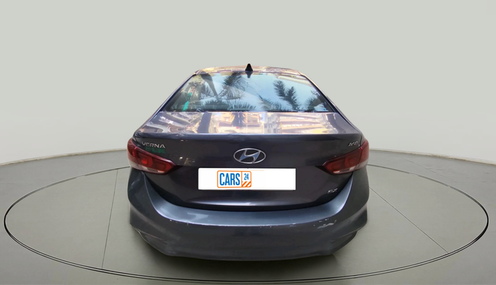 2018 Hyundai Verna 1.6 CRDI SX + AT, Diesel, Automatic, 1,09,629 km, exterior