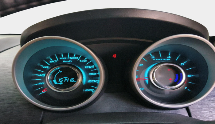 2016 Mahindra XUV500 W8 1.99, Diesel, Manual, 1,51,416 km, interior