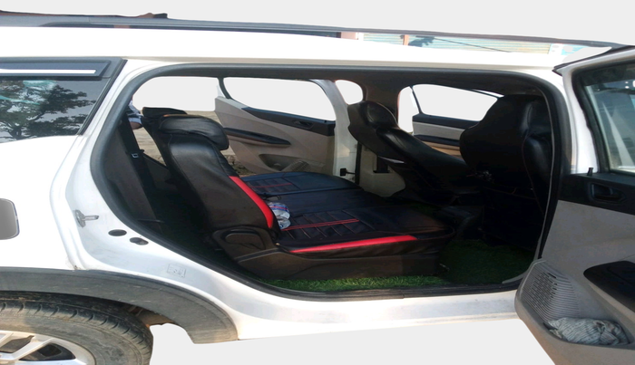 2021 Renault TRIBER RXT AMT, Petrol, Automatic, 62,205 km, interior