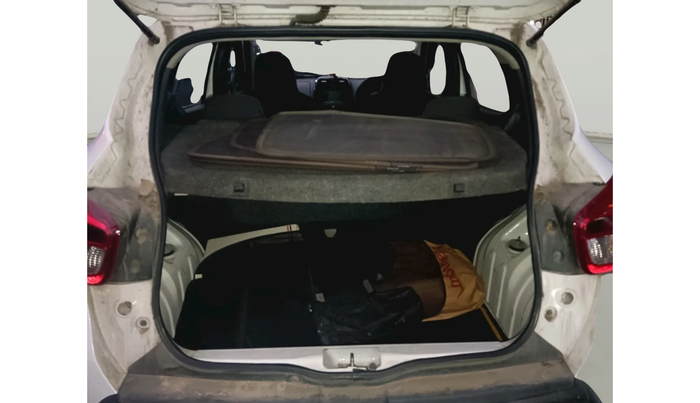 2016 Renault Kwid RXT 1.0 AMT, Petrol, Automatic, 52,249 km, exterior