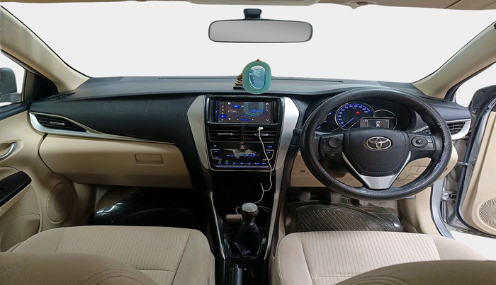 2020 Toyota YARIS G MT, Petrol, Manual, 70,366 km, interior