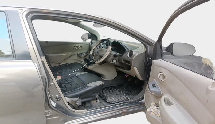 2015 Datsun Go Plus T, Petrol, Manual, 87,489 km, interior