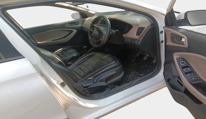 2015 Hyundai Elite i20 SPORTZ 1.2 (O), Petrol, Manual, 92,294 km, interior