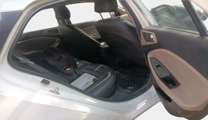 2015 Hyundai Elite i20 SPORTZ 1.2 (O), Petrol, Manual, 92,294 km, interior