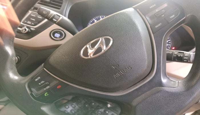 2015 Hyundai Elite i20 SPORTZ 1.2 (O), Petrol, Manual, 92,294 km, interior