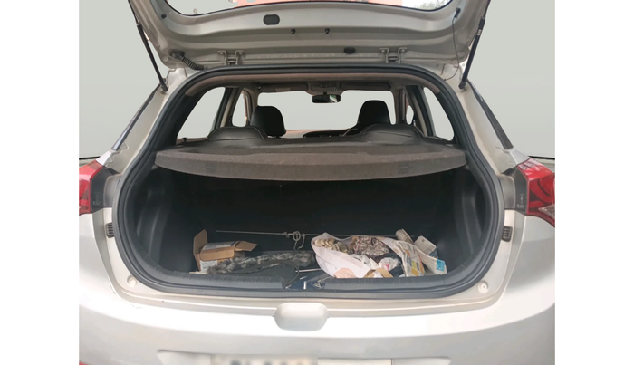 2016 Hyundai Elite i20 MAGNA 1.2, Petrol, Manual, 2,34,126 km, exterior