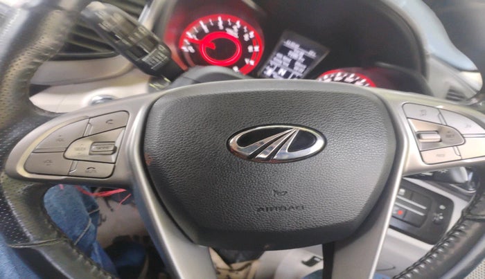2019 Mahindra XUV300 W8 1.2 PETROL, Petrol, Manual, 40,736 km, interior