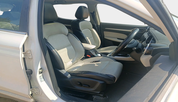 2022 MG ASTOR SHARP 1.5 CVT, Petrol, Automatic, 97,152 km, interior