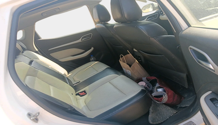 2022 MG ASTOR SHARP 1.5 CVT, Petrol, Automatic, 97,152 km, interior