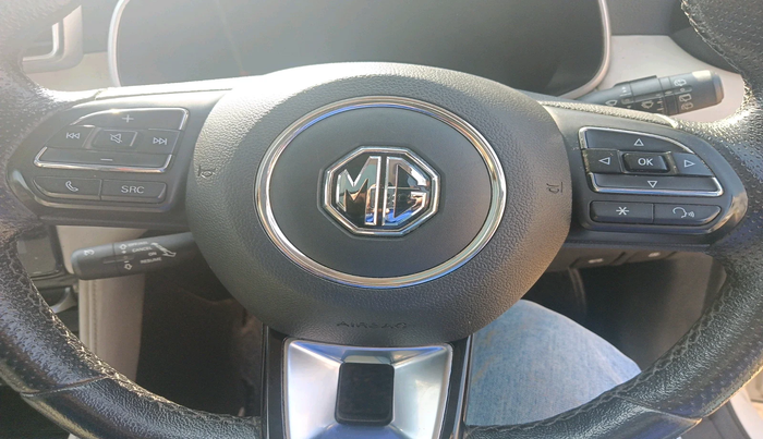 2022 MG ASTOR SHARP 1.5 CVT, Petrol, Automatic, 97,152 km, interior