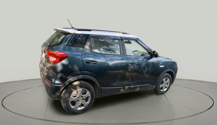2019 Mahindra XUV300 W6 1.5 DIESEL, Diesel, Manual, 1,07,006 km, exterior