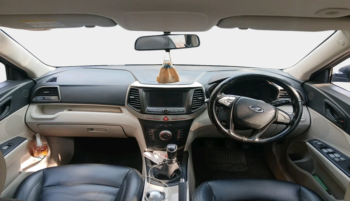 2019 Mahindra XUV300 W6 1.5 DIESEL, Diesel, Manual, 1,07,006 km, interior