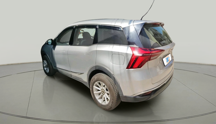 2023 Mahindra XUV700 MX P MT 5 STR, Petrol, Manual, 19,457 km, exterior