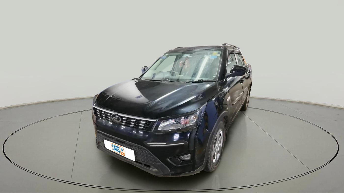 2020 Mahindra XUV300 W6 1.2 PETROL, Petrol, Manual, 57,338 km, exterior