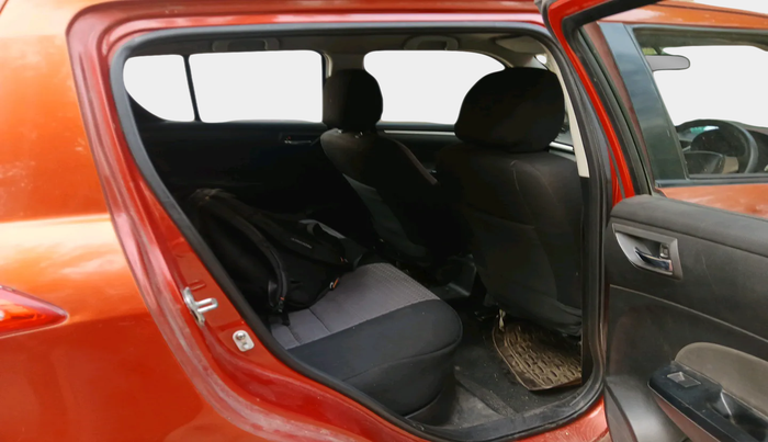 2013 Maruti Swift VXI, Petrol, Manual, 51,711 km, interior