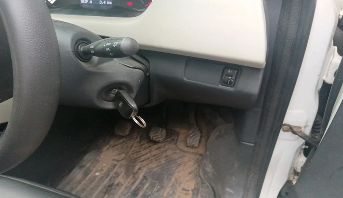 2021 Nissan MAGNITE XL, Petrol, Manual, 17,428 km, interior