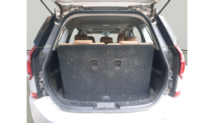 2019 Mahindra XUV500 W11, Diesel, Manual, 47,398 km, exterior