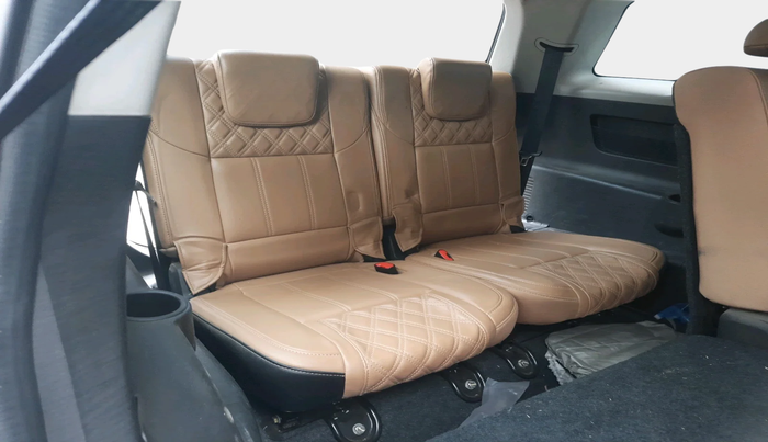 2019 Mahindra XUV500 W11, Diesel, Manual, 47,398 km, interior