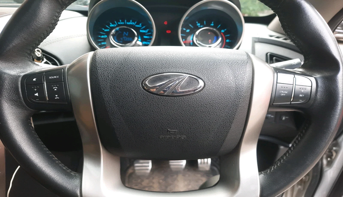 2019 Mahindra XUV500 W11, Diesel, Manual, 47,398 km, interior