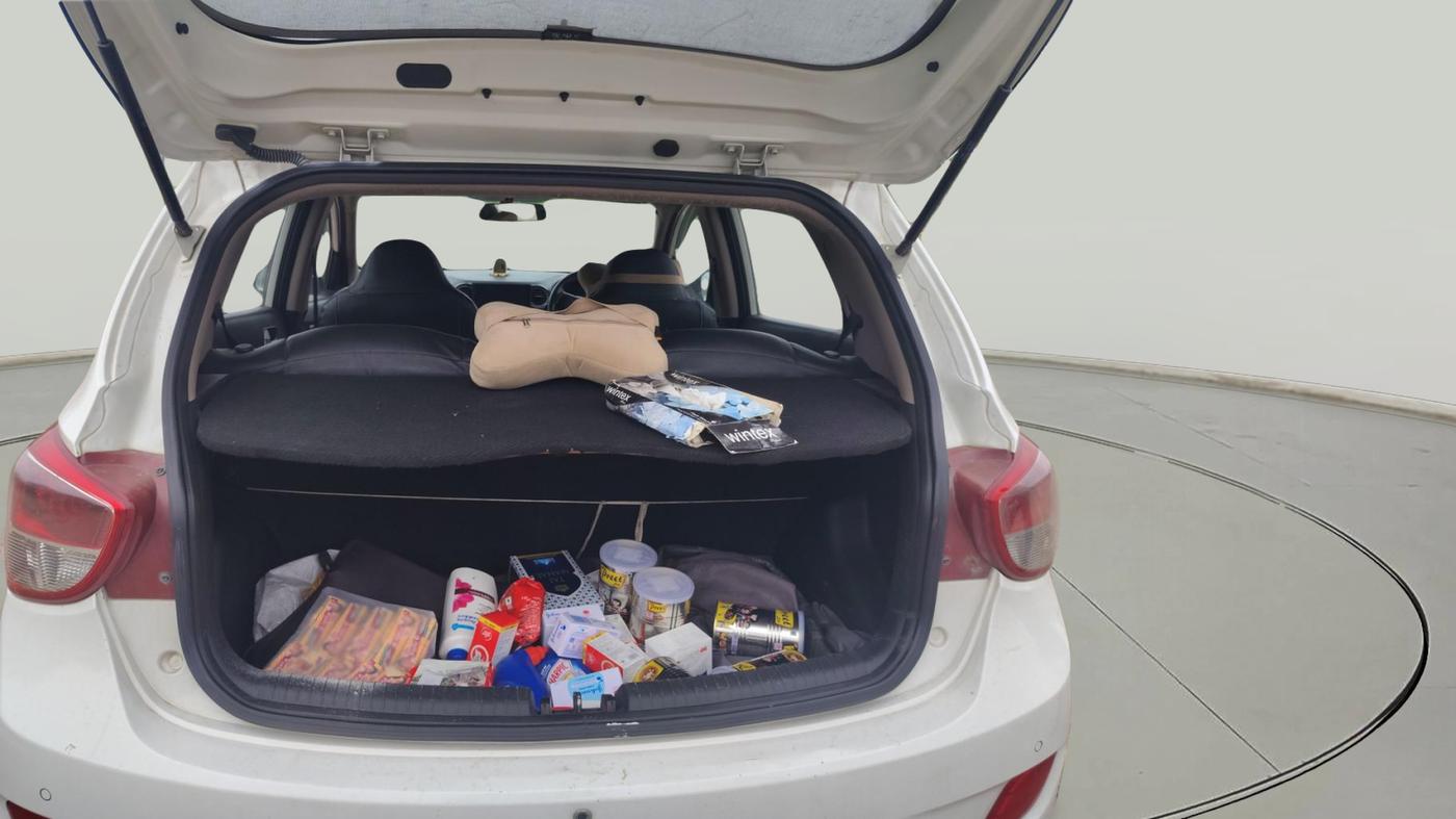 2015 Hyundai Grand i10 SPORTZ 1.1 CRDI, Diesel, Manual, 1,14,452 km, exterior