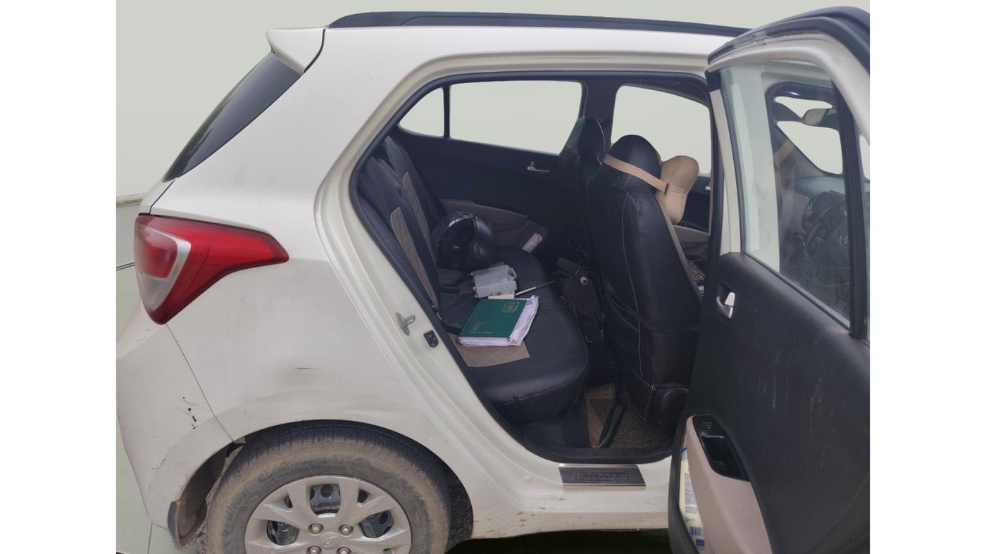 2015 Hyundai Grand i10 SPORTZ 1.1 CRDI, Diesel, Manual, 1,14,452 km, interior