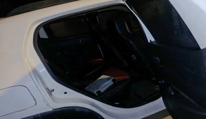 2016 Renault Kwid RXT 0.8, Petrol, Manual, 20,559 km, interior