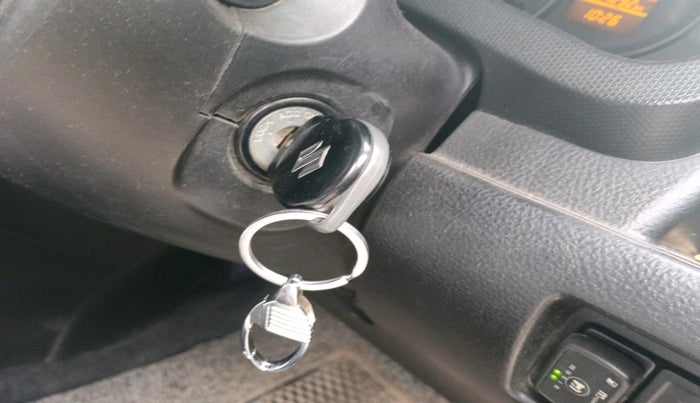 2017 Maruti Swift LXI (O), Petrol, Manual, 84,294 km, interior