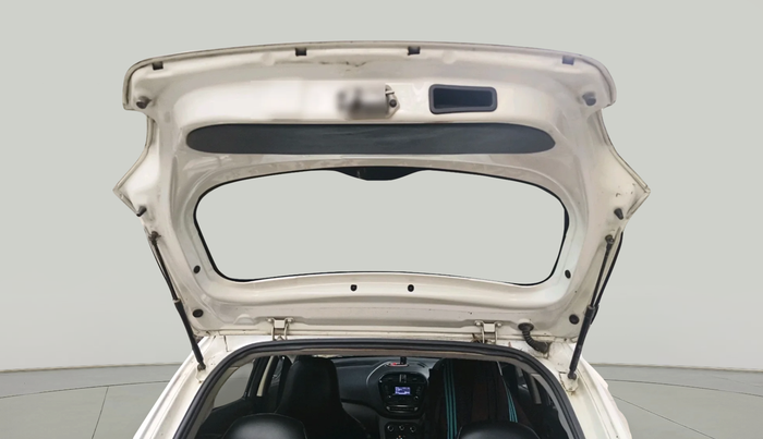 2018 Tata Tiago XT PETROL, Petrol, Manual, 1,51,121 km, exterior