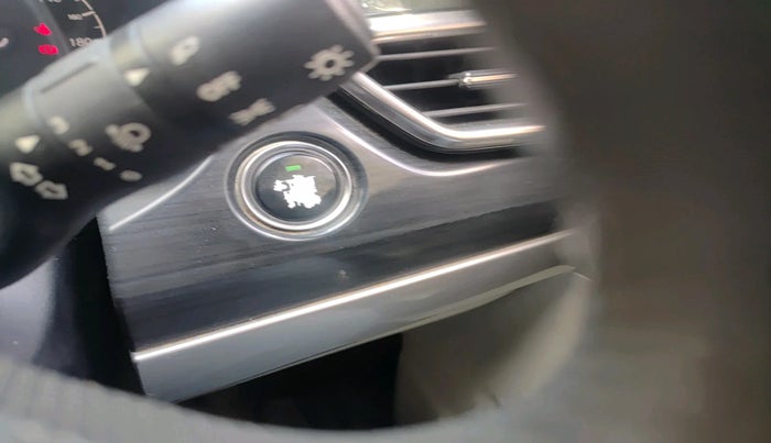 2021 Tata Safari XZ, Diesel, Manual, 86,079 km, interior
