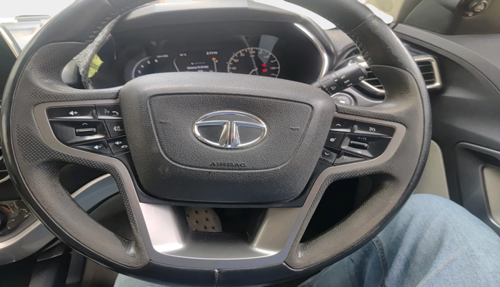 2021 Tata Safari XZ, Diesel, Manual, 86,079 km, interior