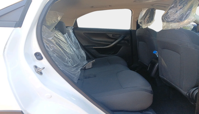 2025 Tata NEXON SMART PLUS S 1.2 REVOTRON, Petrol, Manual, 5,467 km, interior