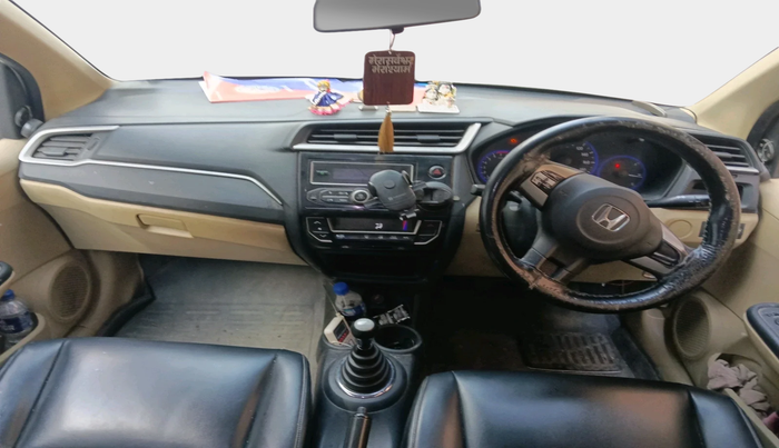 2016 Honda Amaze 1.2L I-VTEC S, Petrol, Manual, 1,55,983 km, interior