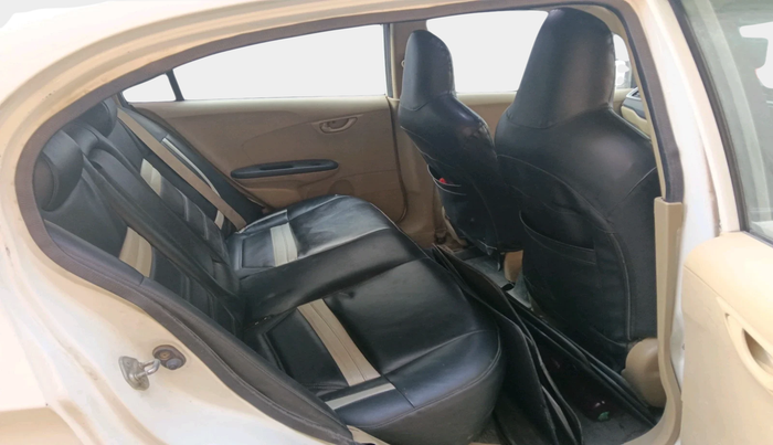 2016 Honda Amaze 1.2L I-VTEC S, Petrol, Manual, 1,55,983 km, interior