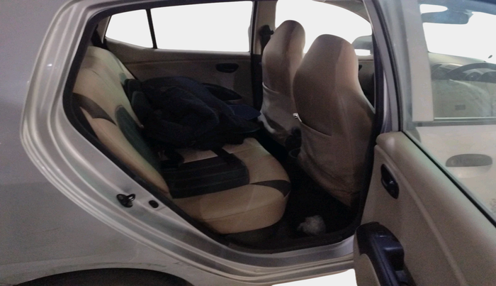 2014 Hyundai i10 MAGNA 1.1, Petrol, Manual, 98,946 km, interior