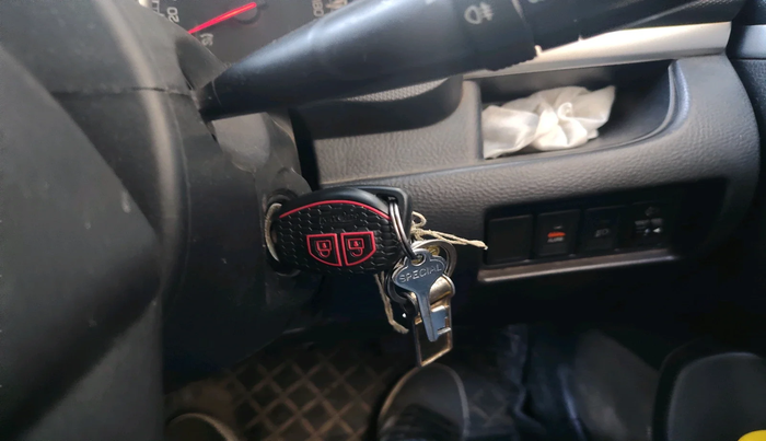 2014 Maruti Swift VXI, Petrol, Manual, 64,373 km, interior