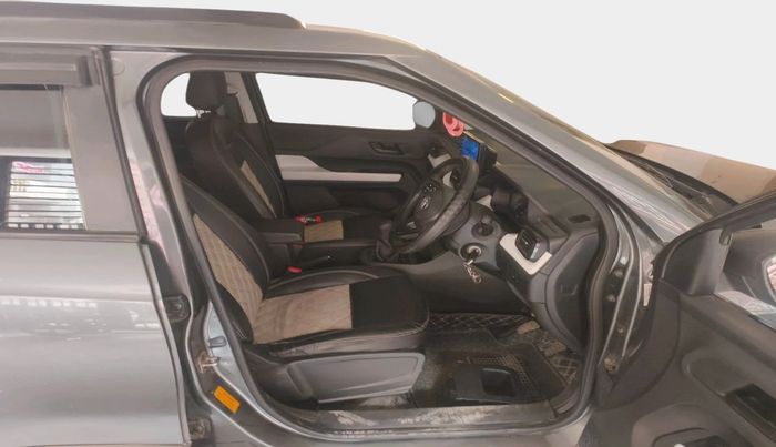 2023 Tata PUNCH PURE MT, Petrol, Manual, 25,255 km, interior