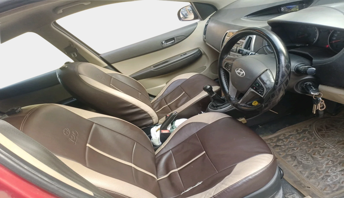 2012 Hyundai i20 SPORTZ 1.2, Petrol, Manual, 65,332 km, interior