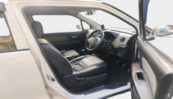 2016 Maruti Wagon R 1.0 LXI CNG, CNG, Manual, 1,96,434 km, interior