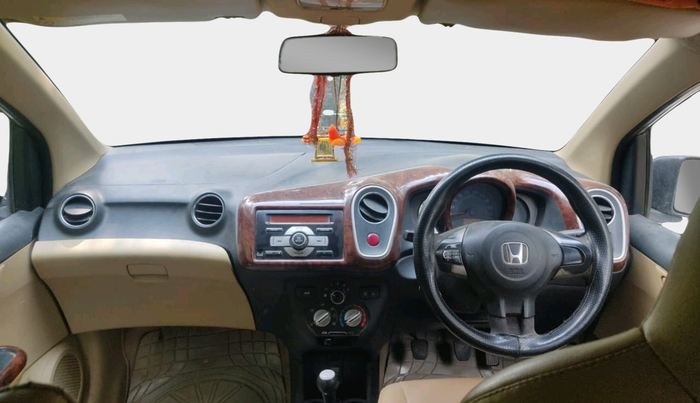 2014 Honda Mobilio 1.5L I-DTEC V, Diesel, Manual, 1,45,000 km, interior