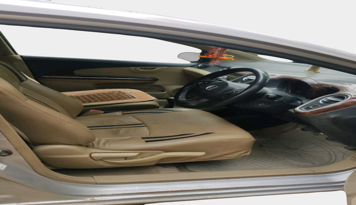 2014 Honda Mobilio 1.5L I-DTEC V, Diesel, Manual, 1,45,000 km, interior