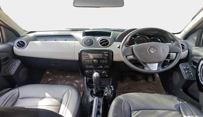 2015 Renault Duster 85 PS RXL DIESEL, Diesel, Manual, 68,196 km, interior