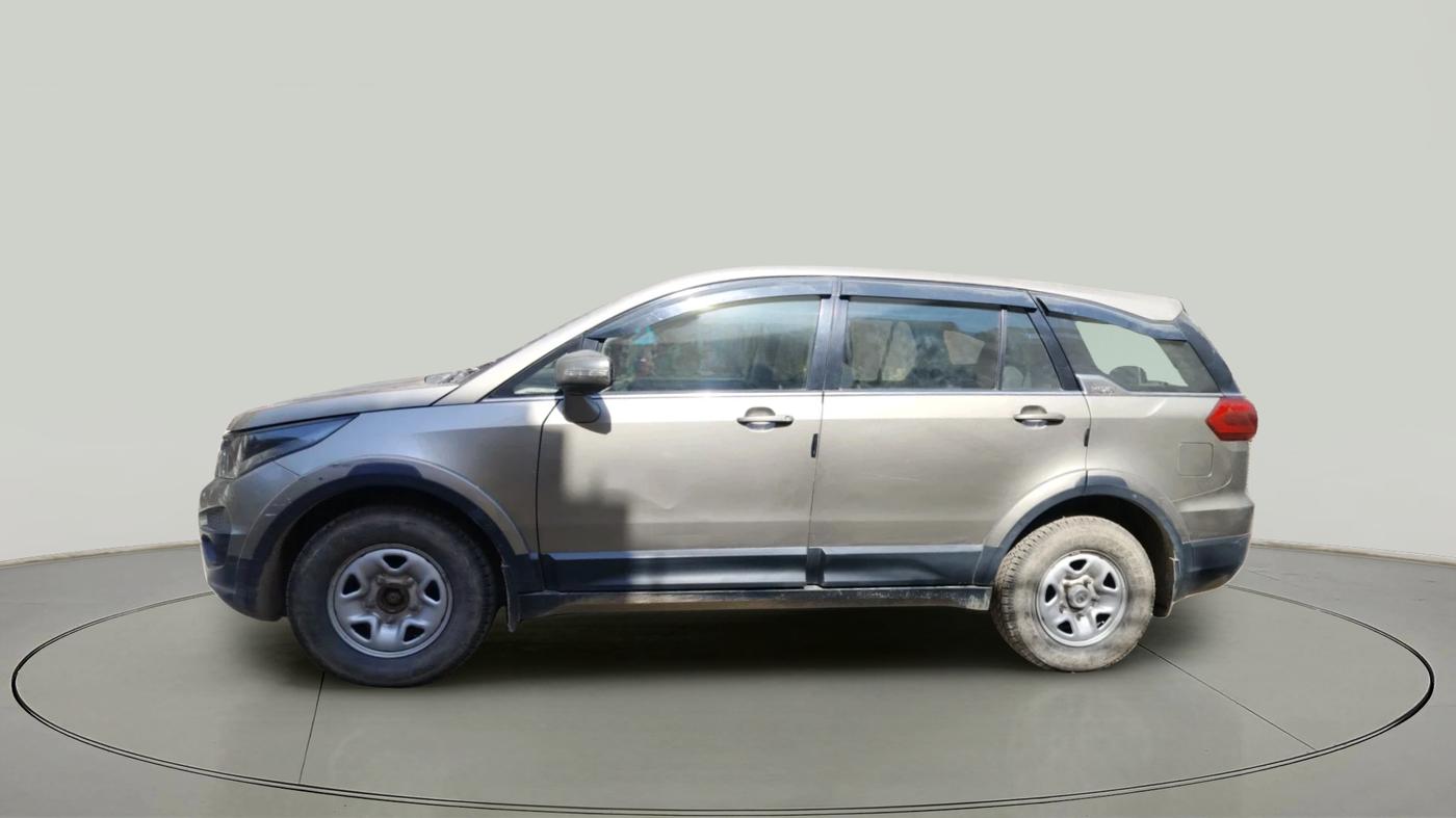 2017 Tata Hexa XM 4X2 7 STR, Diesel, Manual, 1,17,000 km, exterior