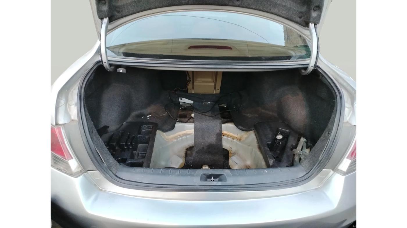 2013 Honda Accord 2.4L I-VTEC AT, Petrol, Automatic, 1,15,155 km, exterior