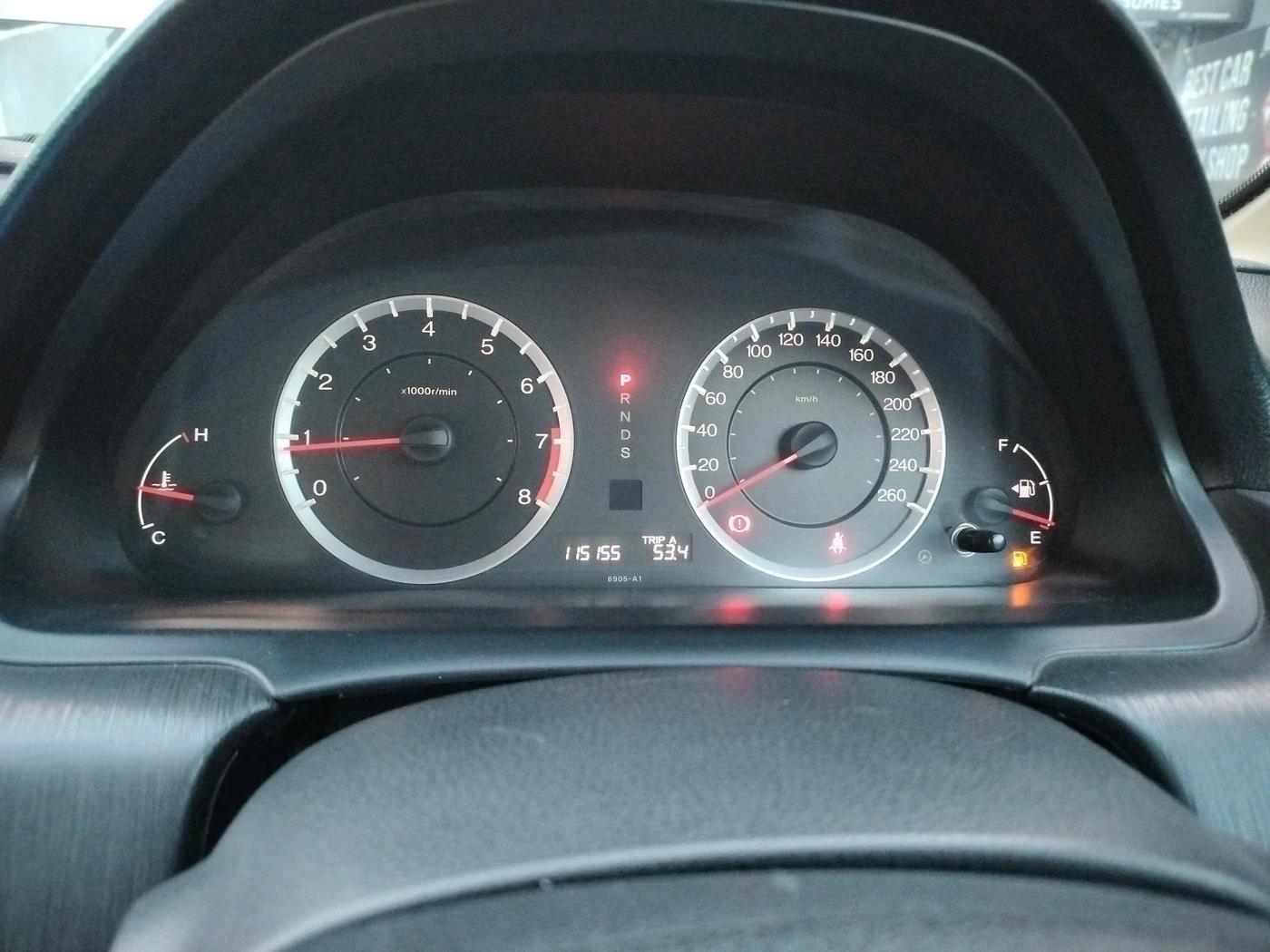 2013 Honda Accord 2.4L I-VTEC AT, Petrol, Automatic, 1,15,155 km, interior