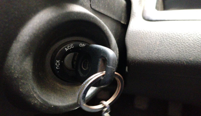 2011 Chevrolet Beat LS PETROL, Petrol, Manual, 60,230 km, interior