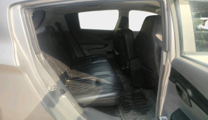 2018 Mahindra Kuv100 K2 TRIP CNG, Petrol, Manual, 1,49,742 km, interior