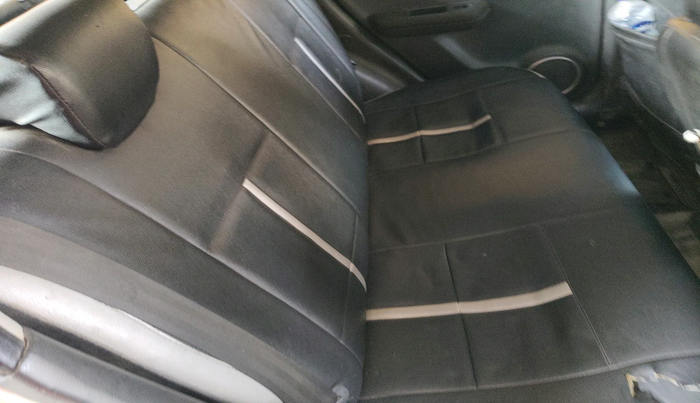 2011 Maruti Swift VXI, Petrol, Manual, 1,34,001 km, interior