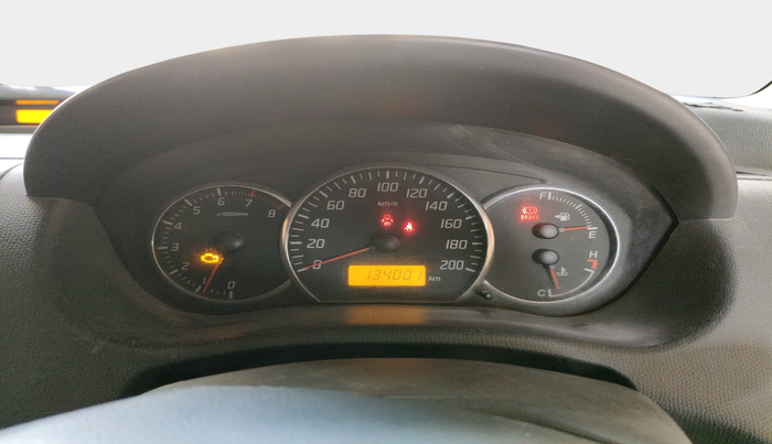 2011 Maruti Swift VXI, Petrol, Manual, 1,34,001 km, interior