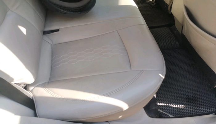 2019 Mahindra XUV300 W4 1.5 DIESEL, Diesel, Manual, 92,791 km, interior