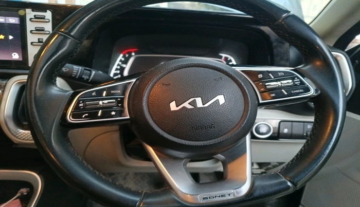 2021 KIA SONET HTX 1.0 IMT, Petrol, Manual, 1,01,338 km, interior